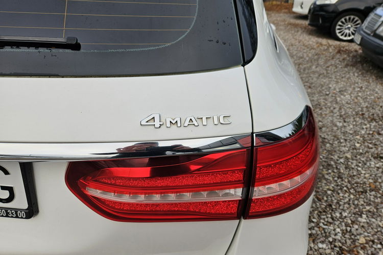 Mercedes E 220 220d 194KM 4 matic Kamery Skóra Avantgarde Zarejestrowany zdjęcie 7