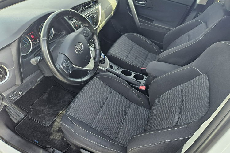Toyota Auris 1.8 HSD 136KM Kamera Bardzo ładny zdjęcie 10