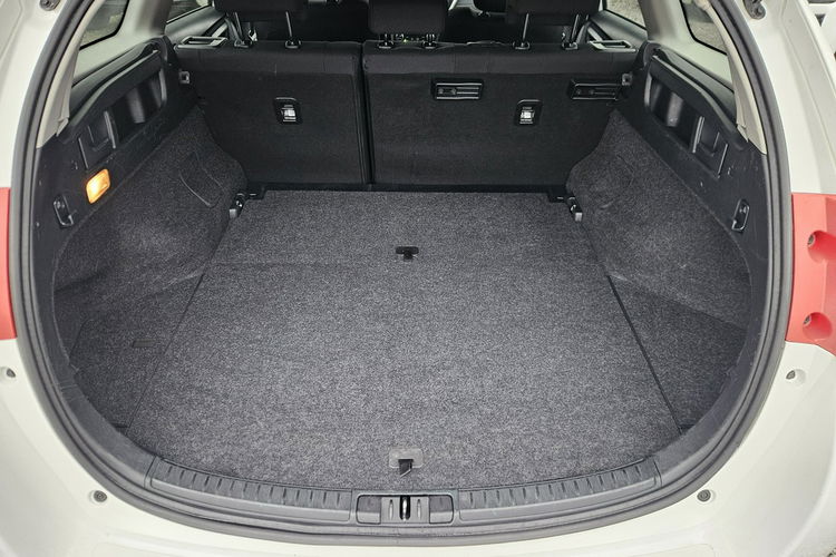 Toyota Auris 1.8 HSD 136KM Kamera Bardzo ładny zdjęcie 15