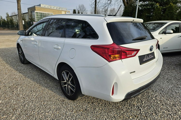 Toyota Auris 1.8 HSD 136KM Kamera Bardzo ładny zdjęcie 5