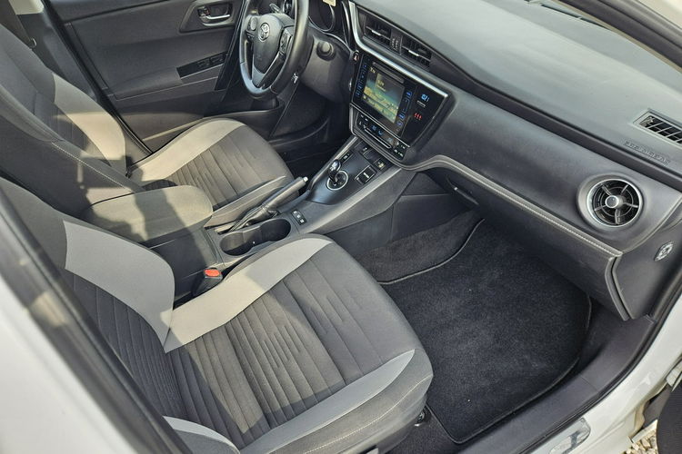 Toyota Auris 1.8 HSD 136KM Kamera Bardzo ładny zdjęcie 16