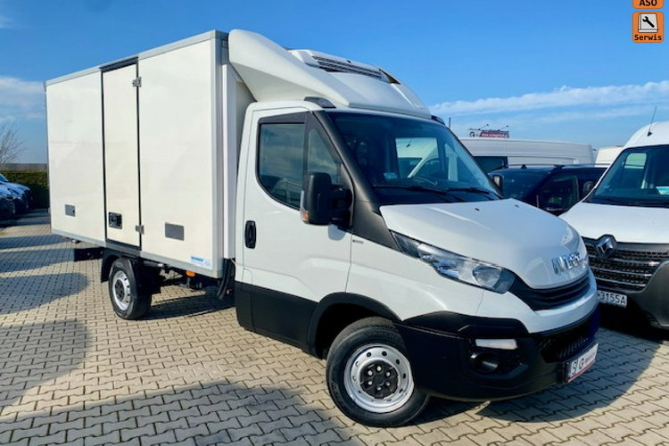 Iveco Daily 35S14 V THERMO KING MROŻNIA CHŁODNIA + PRĄD 220V / 251 tys.km / GWARANCJA zdjęcie 1