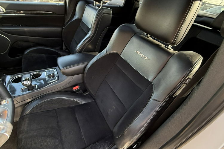 Jeep Grand Cherokee Lift SRT 6.4V8 Hemi piękny stan max wyposażenie bez wkładu 1.t.gwaran zdjęcie 18