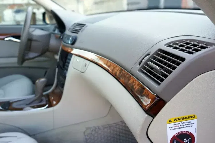 Mercedes klasa-e zdjęcie 9