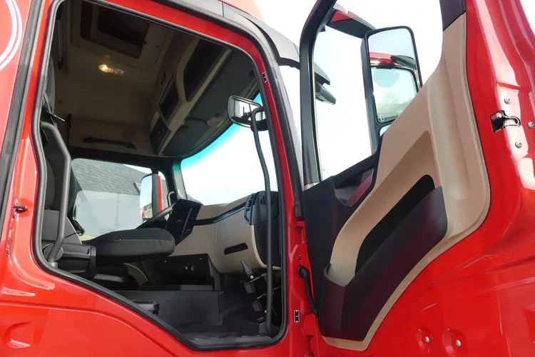 Mercedes ACTROS 2543 MP4 / EURO 6 / ZESTAW PRZESTRZENNY / zdjęcie 34