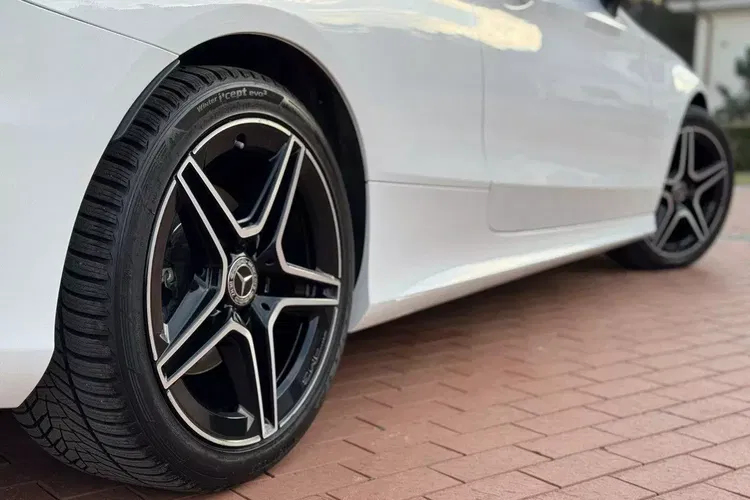 Mercedes klasa-c zdjęcie 10