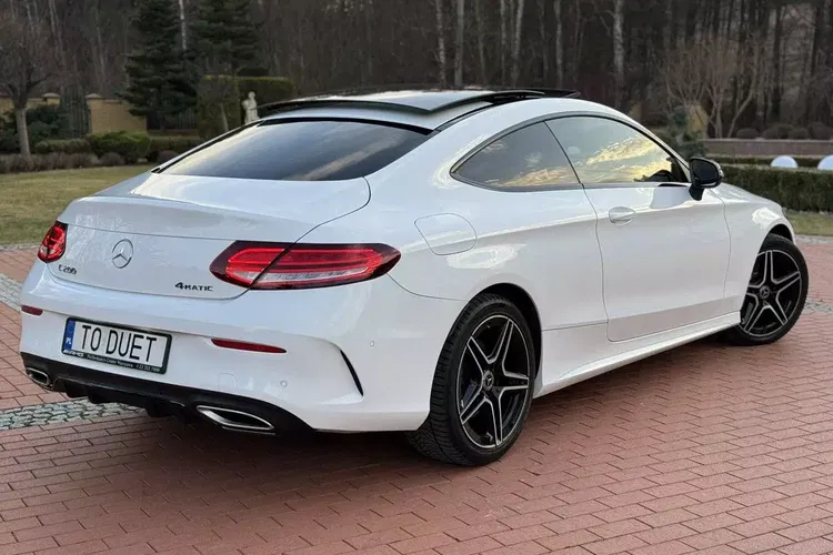 Mercedes klasa-c zdjęcie 9