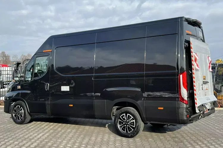 Iveco Daily 35S18 zdjęcie 10