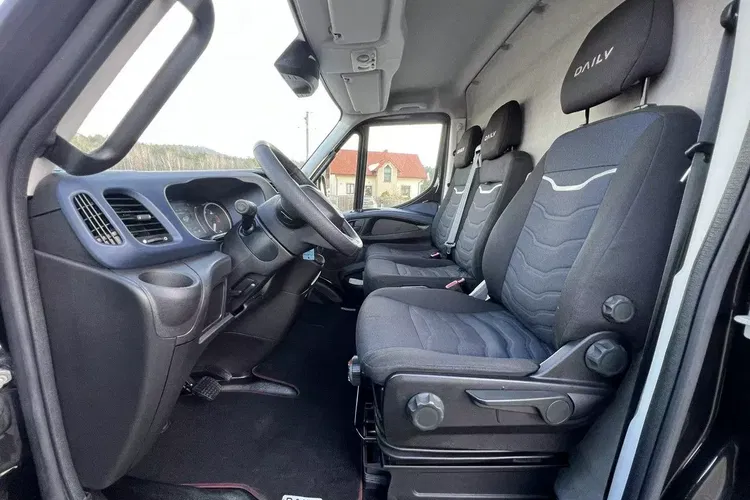 Iveco Daily 35S18 zdjęcie 22