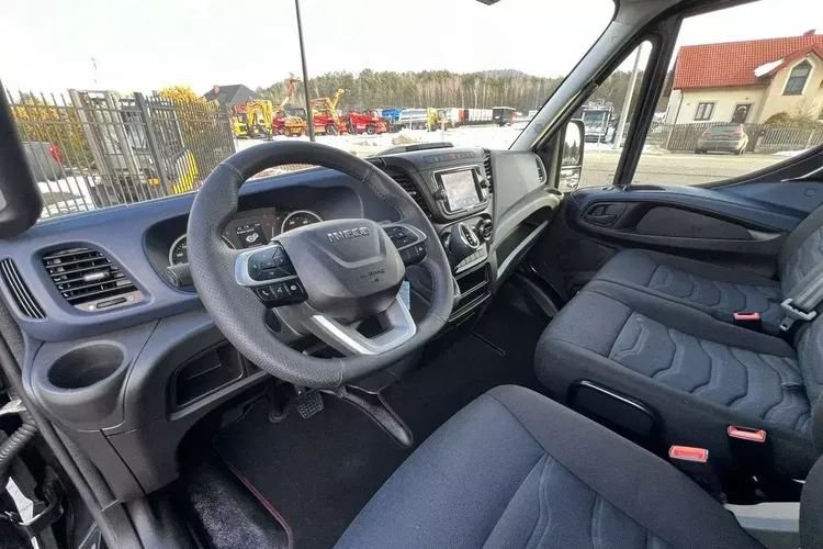 Iveco Daily 35S18 zdjęcie 23