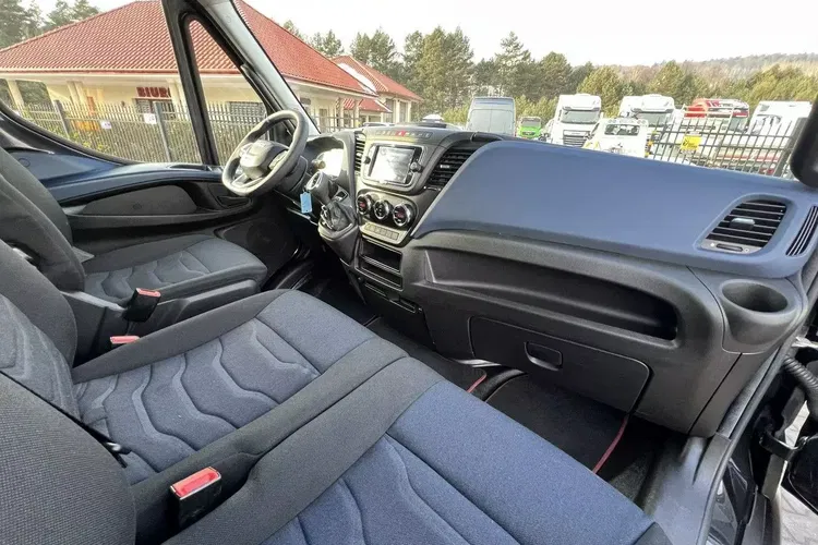 Iveco Daily 35S18 zdjęcie 32