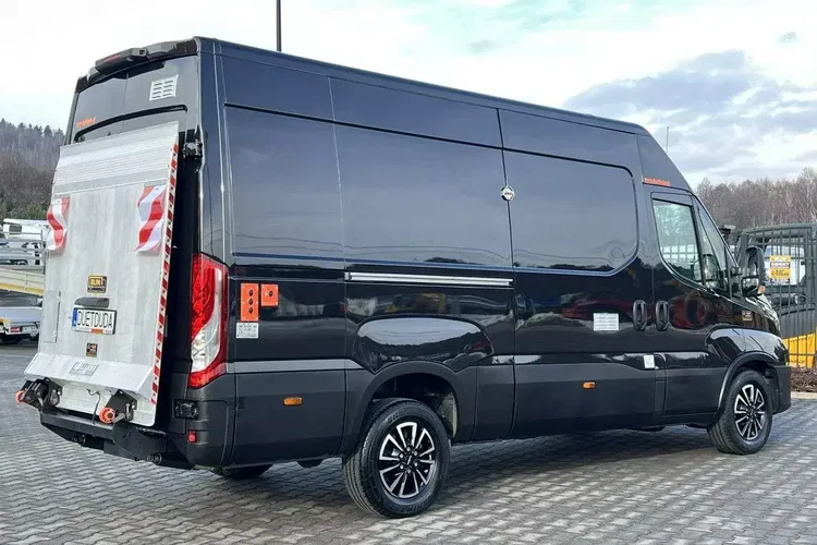 Iveco Daily 35S18 zdjęcie 8