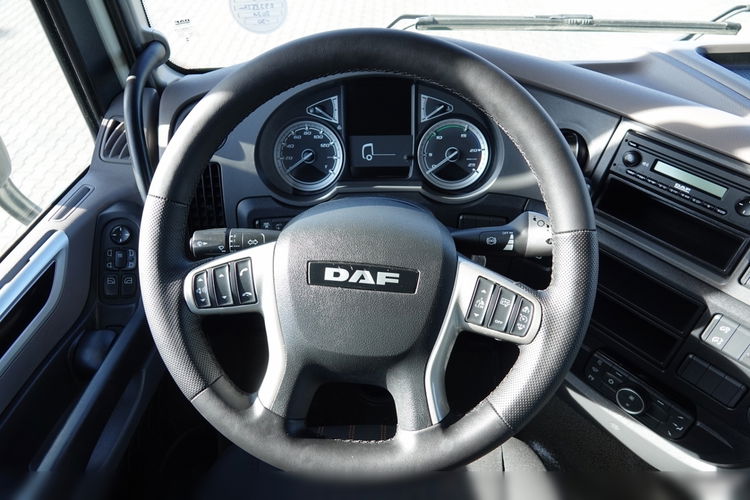 DAF XF 480 / SUPER SPACE CAB / KLIMA POSTOJOWA / OPONY 100% / PO KONTRAKCIE SERWISOWYM  zdjęcie 29