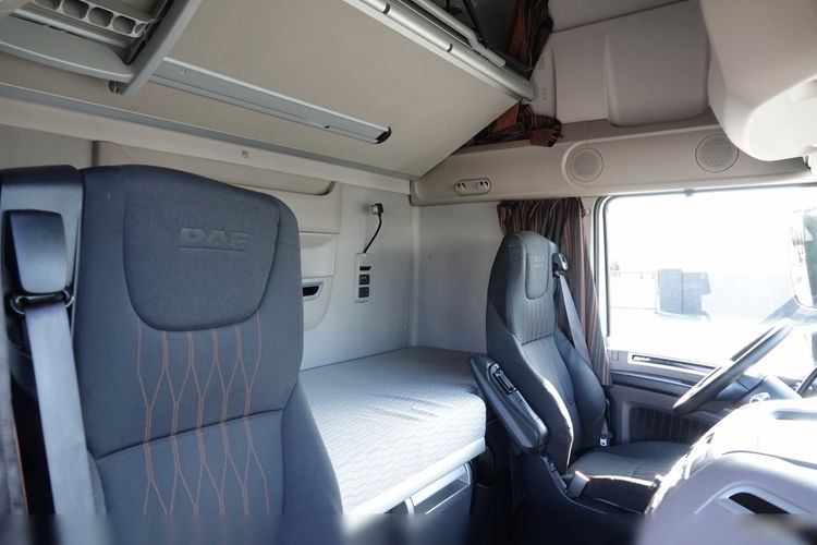 DAF XF 480 / SUPER SPACE CAB / KLIMA POSTOJOWA / OPONY 100% / PO KONTRAKCIE SERWISOWYM  zdjęcie 37