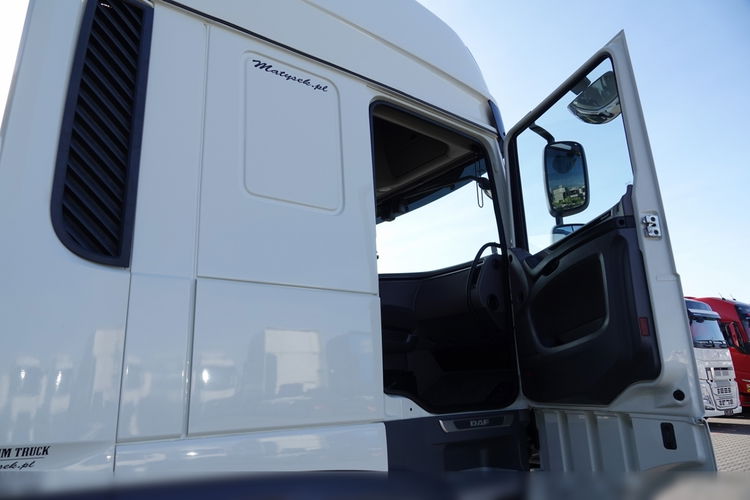 DAF XF 480 / SUPER SPACE CAB / KLIMA POSTOJOWA / OPONY 100% / PO KONTRAKCIE SERWISOWYM  zdjęcie 38