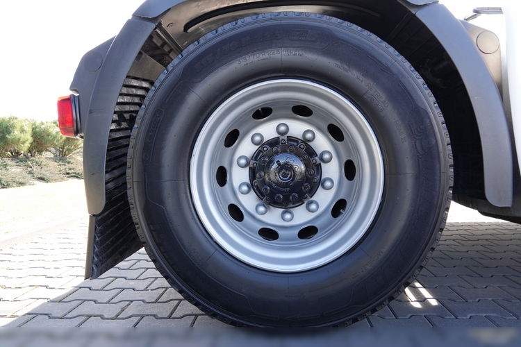 MAN TGX 18.470 / RETARDER / CAŁY NA PODUSZKACH / NOWY MODEL / GM / PO KONTRAKCIE SERWISOWYM zdjęcie 22