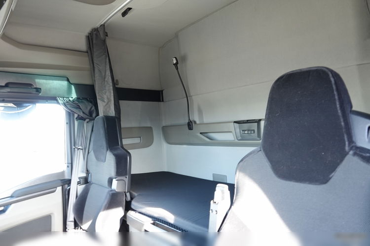 MAN TGX 18.470 / RETARDER / CAŁY NA PODUSZKACH / NOWY MODEL / GM / PO KONTRAKCIE SERWISOWYM zdjęcie 26