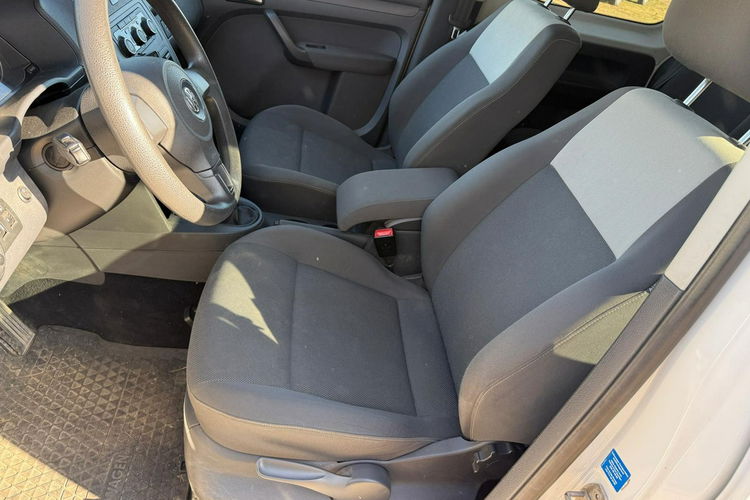 Volkswagen Caddy 2.0 MPI 109 KM 5 osobowy Nowa instalacja LPG zdjęcie 11