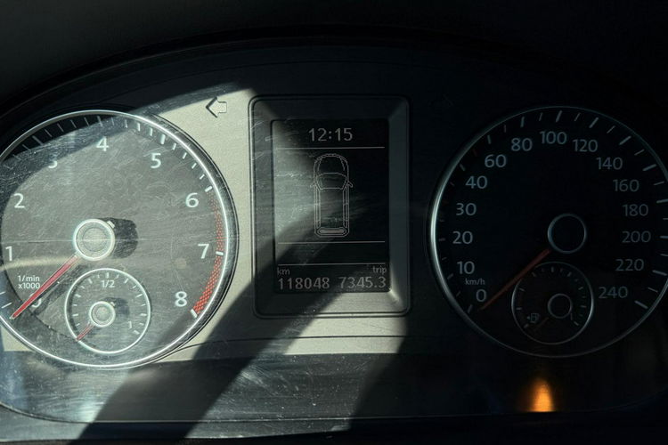 Volkswagen Caddy 2.0 MPI 109 KM 5 osobowy Nowa instalacja LPG zdjęcie 19