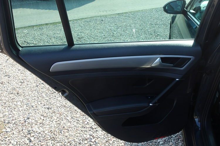 Golf Volkswagen Golf 7 1.6 diesel 110km automat pół skóry nawi zdjęcie 10