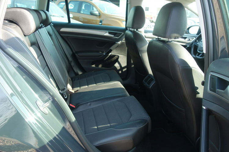 Golf Volkswagen Golf 7 1.6 diesel 110km automat pół skóry nawi zdjęcie 12