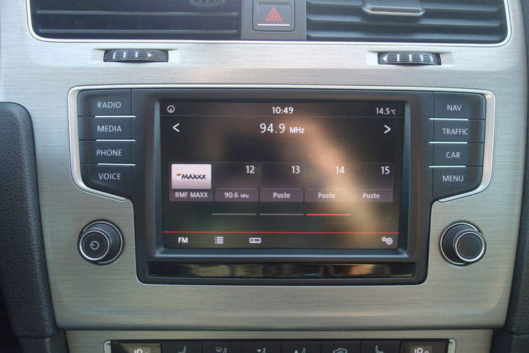 Golf Volkswagen Golf 7 1.6 diesel 110km automat pół skóry nawi zdjęcie 24