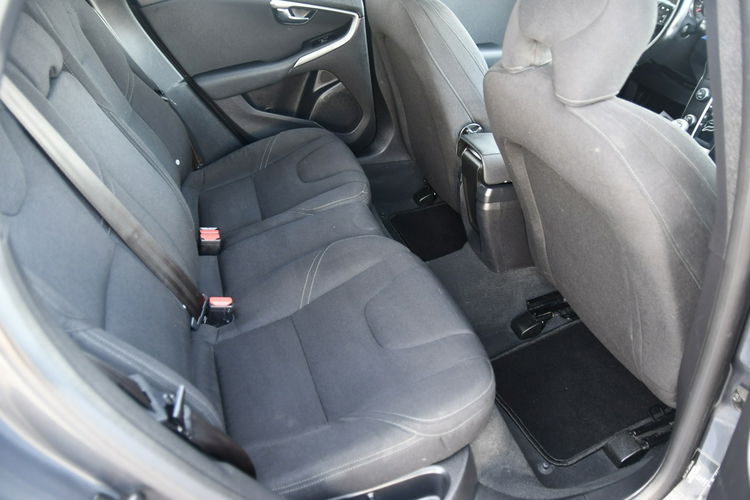 Volvo V40 1.6hdi Serwis-Full. Navi, Ledy.2 Kompl.Kół.Tempomat.Hak..GWAR zdjęcie 19