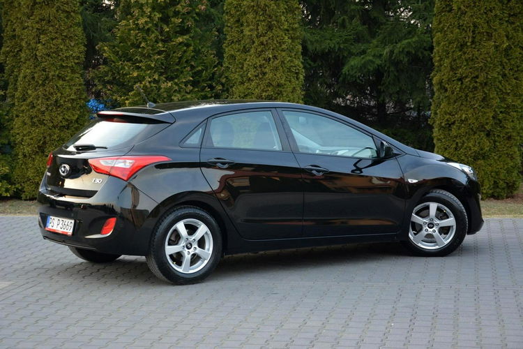 Hyundai i30 Ledy Klima Parktronic 1-Ręce Oryginał do końca serwis Aso zdjęcie 12