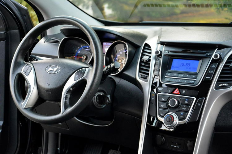 Hyundai i30 Ledy Klima Parktronic 1-Ręce Oryginał do końca serwis Aso zdjęcie 20