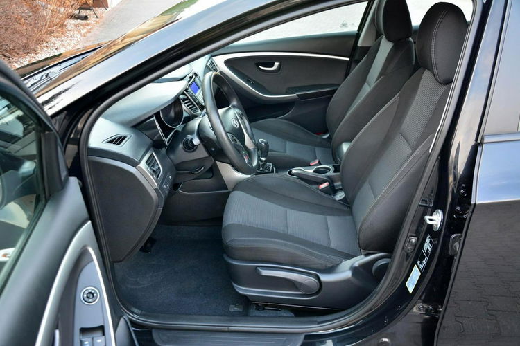 Hyundai i30 Ledy Klima Parktronic 1-Ręce Oryginał do końca serwis Aso zdjęcie 21