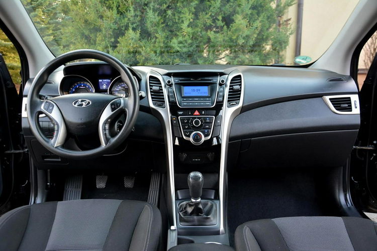 Hyundai i30 Ledy Klima Parktronic 1-Ręce Oryginał do końca serwis Aso zdjęcie 24