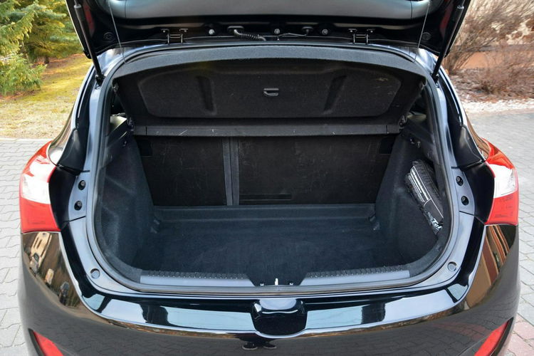 Hyundai i30 Ledy Klima Parktronic 1-Ręce Oryginał do końca serwis Aso zdjęcie 31