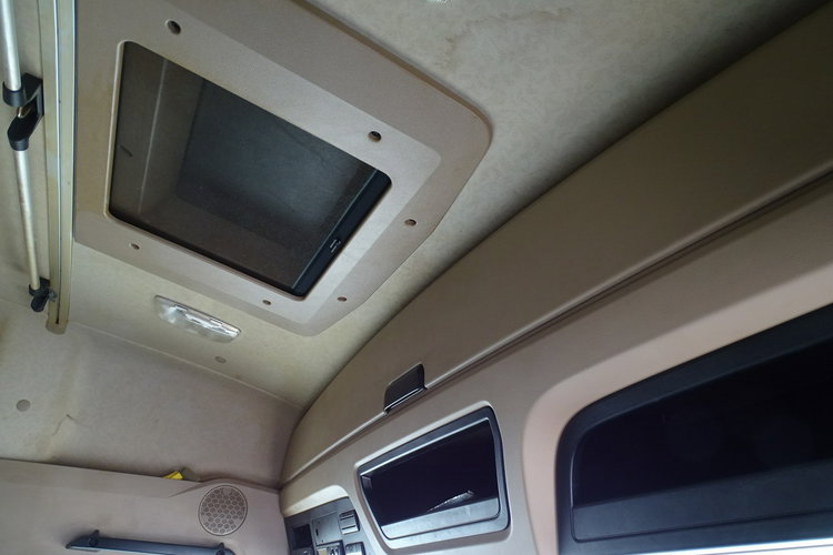 Mercedes ACTROS 1833 Plandeka Z zsuwanymi Bokami Buty EURO 6 KLIMA , Blokada Mostu , Książka Serwisowa , Kabina Stream Space zdjęcie 15