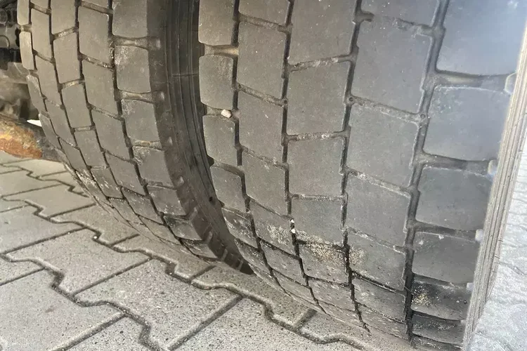 MAN TGL 12.250 zdjęcie 13