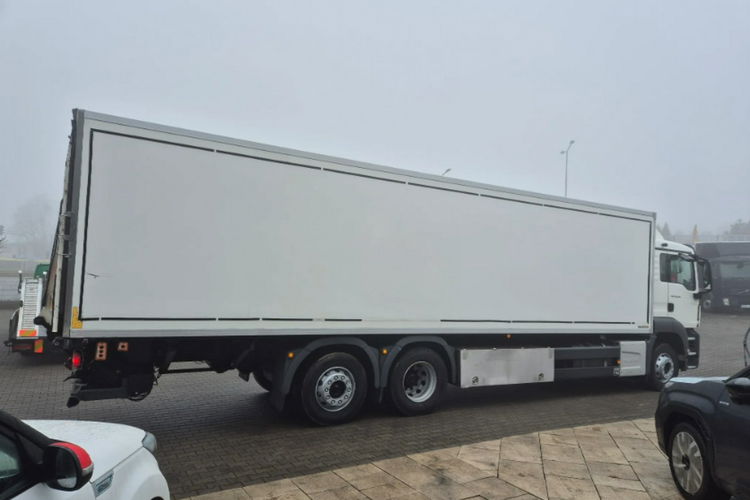 TGS MAN TGS/IZOTERMA KONTENER /24 EUROPALETY /9.6M DŁ.PAKA /3 OSIE/ E6 zdjęcie 6