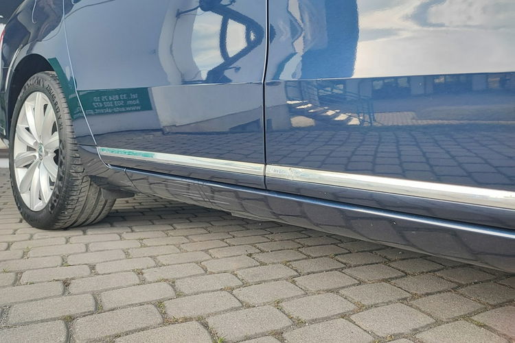 Volkswagen Passat Comfortline 2.0 + DSG + pełny serwis i oryginalny lakier zdjęcie 27