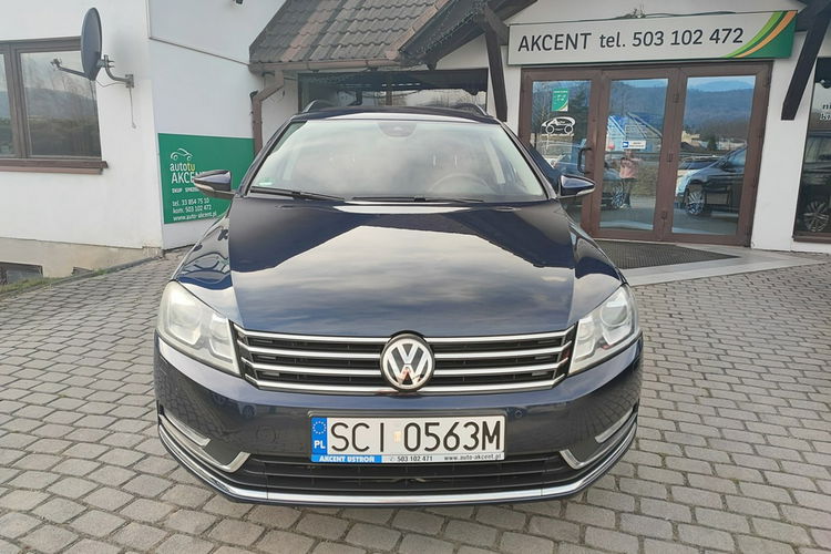 Volkswagen Passat Comfortline 2.0 + DSG + pełny serwis i oryginalny lakier zdjęcie 29