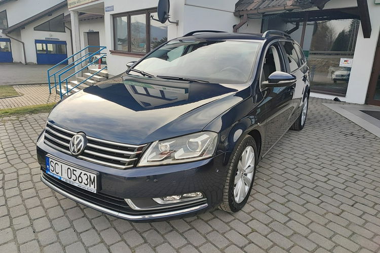 Volkswagen Passat Comfortline 2.0 + DSG + pełny serwis i oryginalny lakier zdjęcie 30