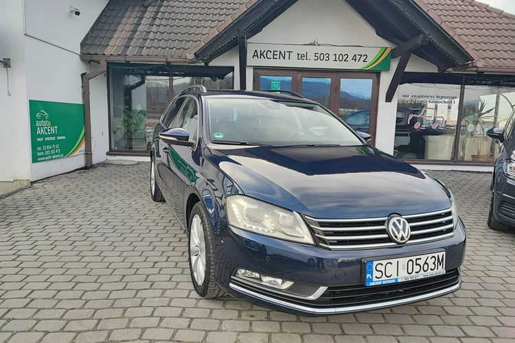 Volkswagen Passat Comfortline 2.0 + DSG + pełny serwis i oryginalny lakier zdjęcie 35