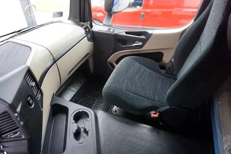 Mercedes ACTROS / 2543 / ACC / E 6 / PEŁNY ADR / SKRZYNIOWY / ZAWIESIE POD WÓZEK zdjęcie 40