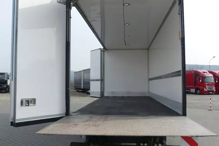 MAN TGL 12.200 / KONTENER + WINDA / AUTOMAT / EURO 6 / zdjęcie 16