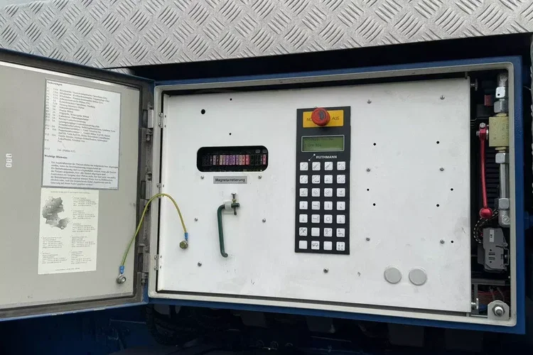 Mercedes AXOR 1829 4x4 Zwyżka RUTHAMNN STEIGER T270S16 Podnośnik Koszowy zdjęcie 17