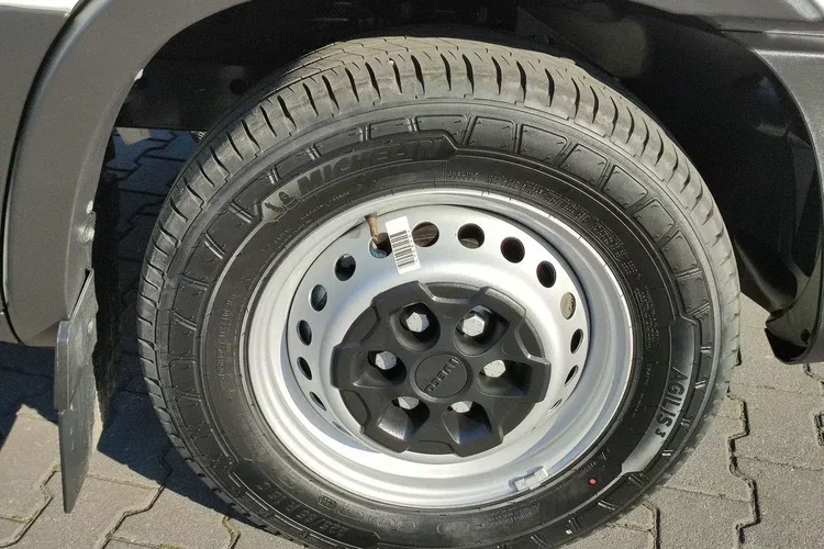 Iveco Daily 35S16 V zdjęcie 15