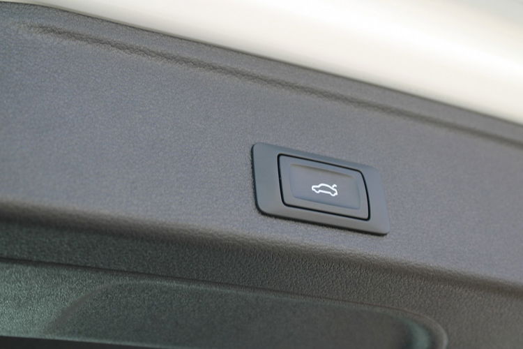 Audi A4 Gwarancja G.Fotele Automat Kamera Navi zdjęcie 13