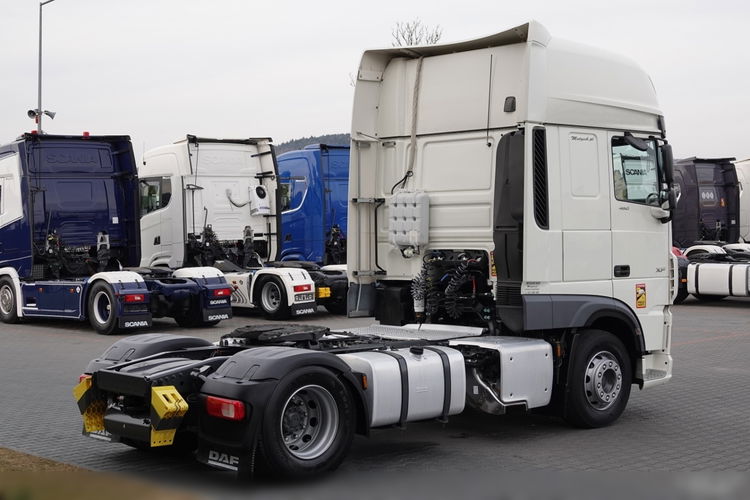 DAF XF 480 / SUPER SPACE CAB / KLIMA POSTOJOWA / OPONY 100% / 290 TYS KM / PO ZŁOTYM KONTRAKCIE SERWISOWYM zdjęcie 9
