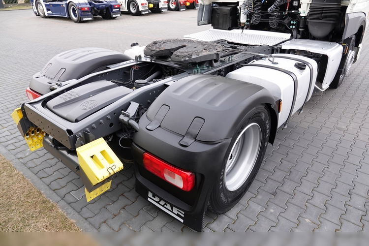 DAF XF 480 / SUPER SPACE CAB / KLIMA POSTOJOWA / OPONY 100% / 290 TYS KM / PO ZŁOTYM KONTRAKCIE SERWISOWYM zdjęcie 16