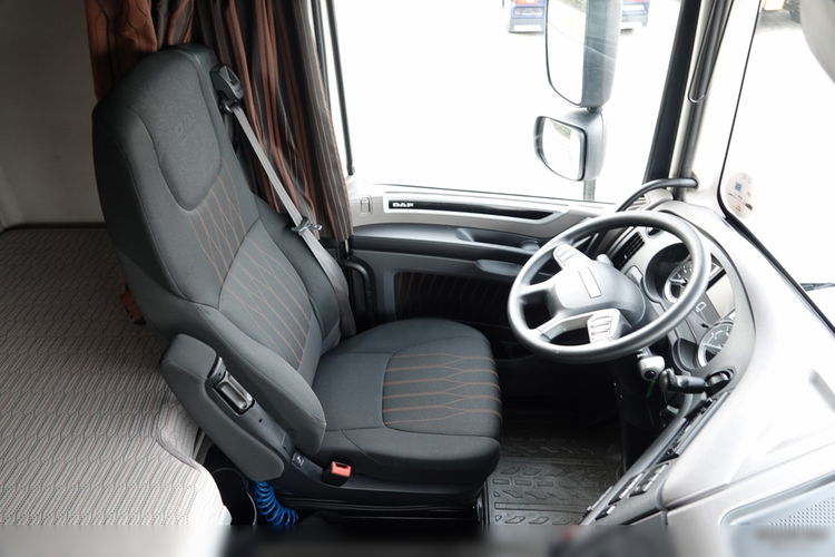 DAF XF 480 / SUPER SPACE CAB / KLIMA POSTOJOWA / OPONY 100% / 290 TYS KM / PO ZŁOTYM KONTRAKCIE SERWISOWYM zdjęcie 28