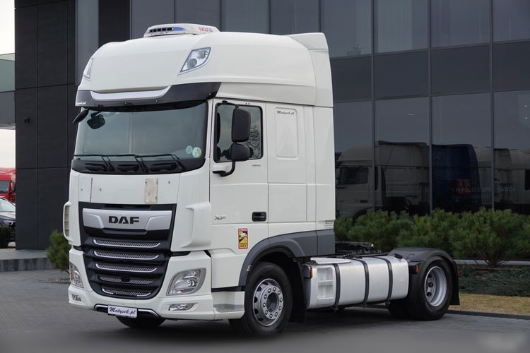 DAF XF 480 / SUPER SPACE CAB / KLIMA POSTOJOWA / OPONY 100% / 290 TYS KM / PO ZŁOTYM KONTRAKCIE SERWISOWYM zdjęcie 4