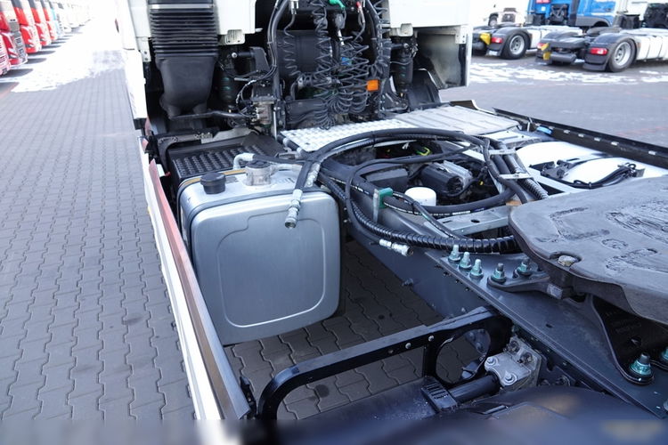 Volvo FH 500 / NISKA KABINA / HYDRAULIKA / 150.000 KM / PO KONTRAKCIE SERWISOWYM  zdjęcie 13