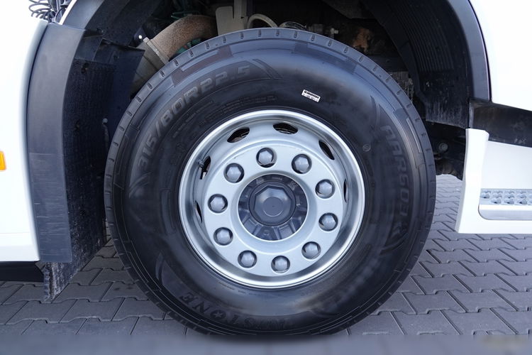 Volvo FH 500 / NISKA KABINA / HYDRAULIKA / 150.000 KM / PO KONTRAKCIE SERWISOWYM  zdjęcie 19